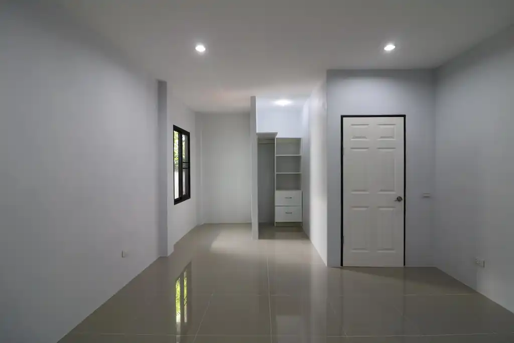 Tenanted 4 bedroom, 3 bathroom home on a large plot for sale in Mu Mon, Udon Thani, photo 19