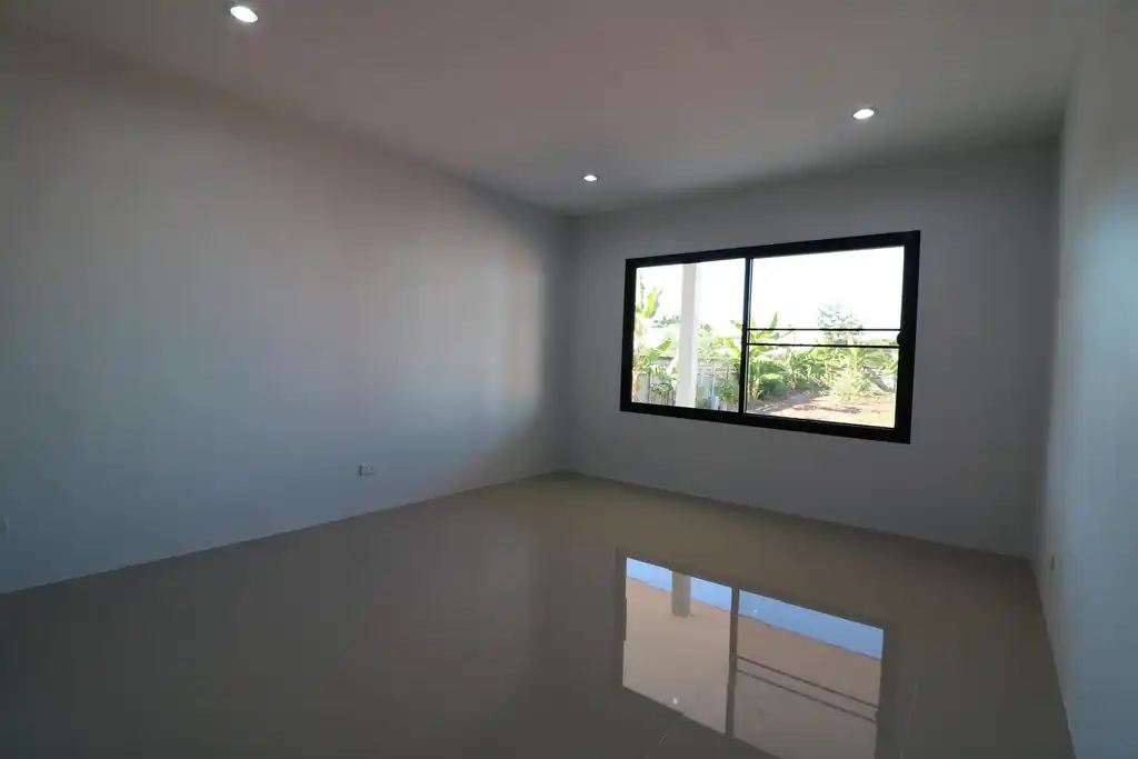 Tenanted 4 bedroom, 3 bathroom home on a large plot for sale in Mu Mon, Udon Thani, photo 20