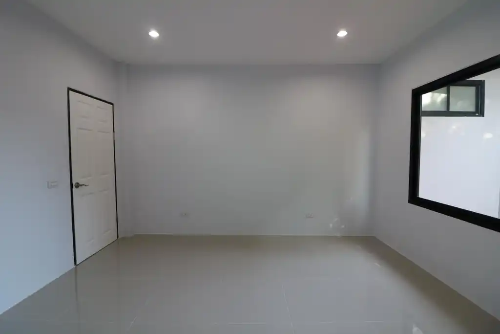 Tenanted 4 bedroom, 3 bathroom home on a large plot for sale in Mu Mon, Udon Thani, photo 26