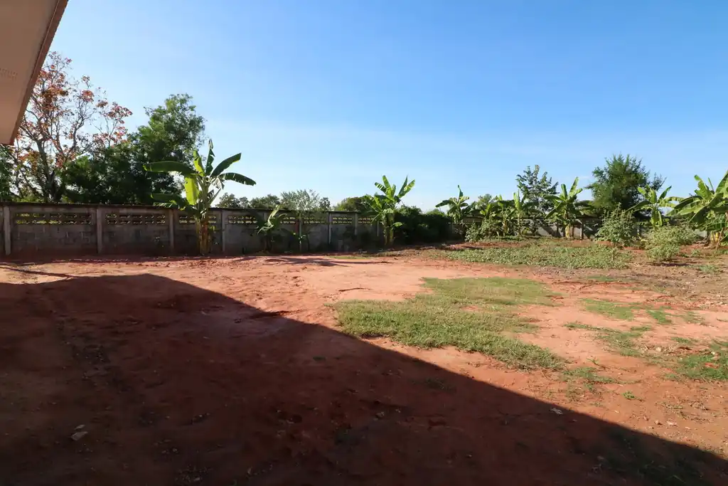 Tenanted 4 bedroom, 3 bathroom home on a large plot for sale in Mu Mon, Udon Thani, photo 34