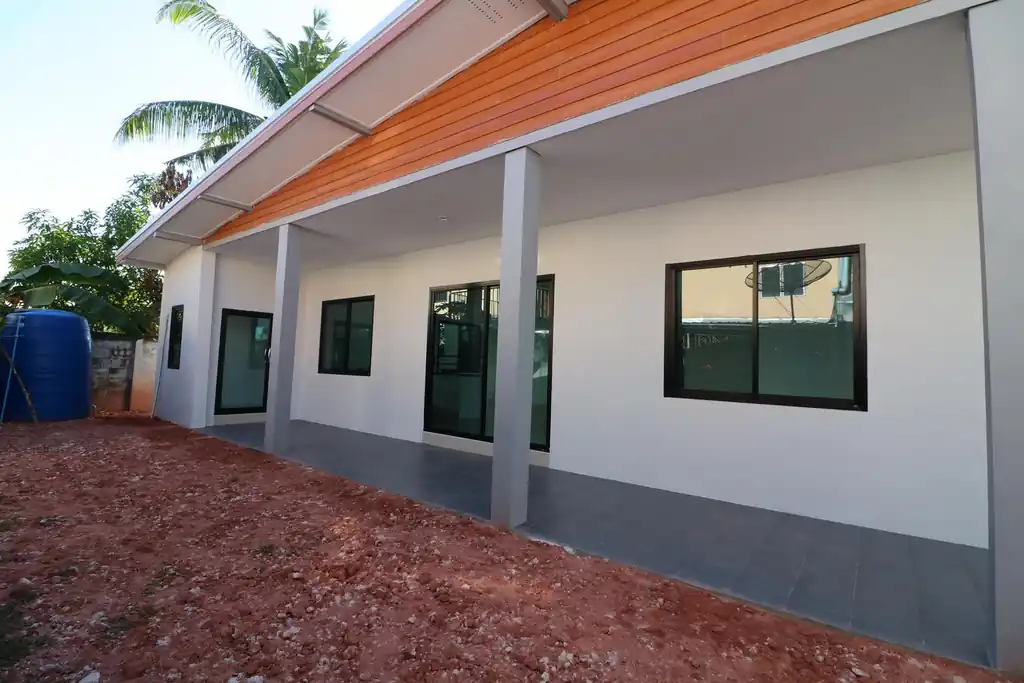 Tenanted 4 bedroom, 3 bathroom home on a large plot for sale in Mu Mon, Udon Thani, photo 5