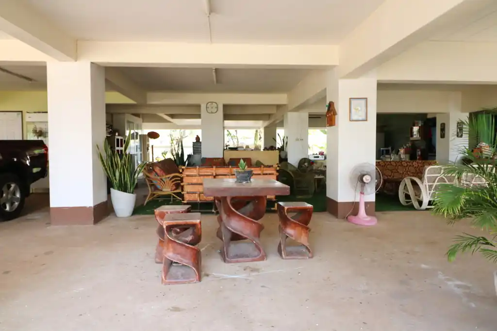 4 bedroom, 5 bathroom stylish 664 sq m home with lake views for sale in Nong Khai, photo 22