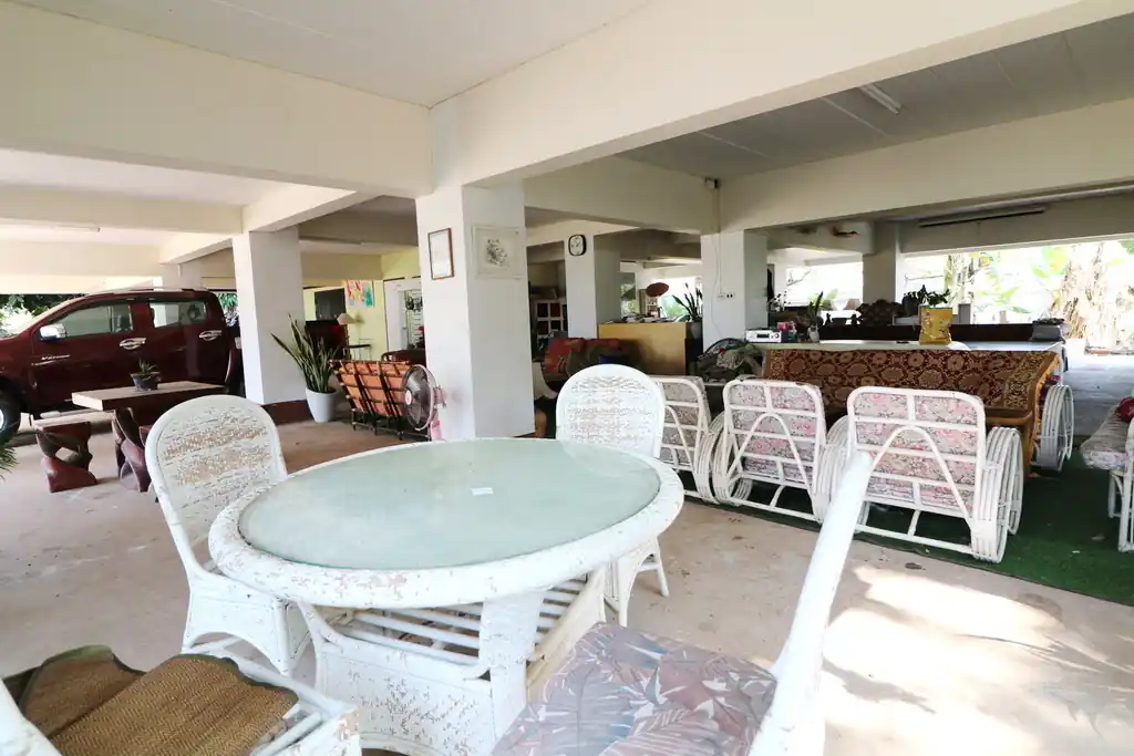 4 bedroom, 5 bathroom stylish 664 sq m home with lake views for sale in Nong Khai, photo 23