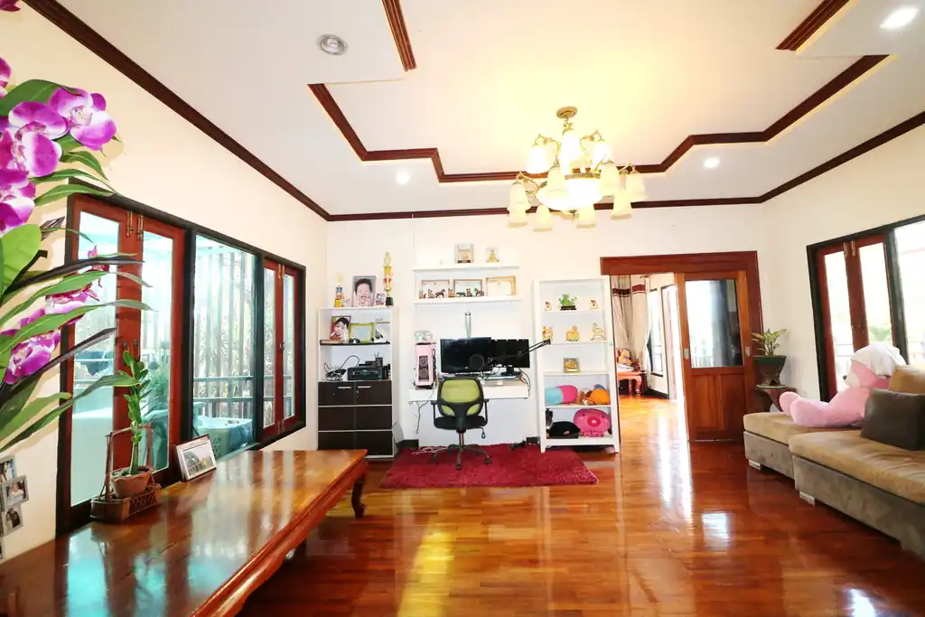 4 bedroom, 5 bathroom stylish 664 sq m home with lake views for sale in Nong Khai, photo 29
