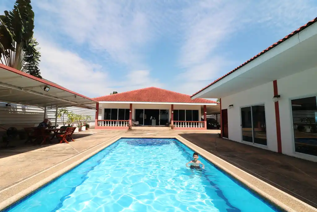 4 bedroom, 5 bathroom lakeview home for sale with furnishings, Ban Tat, Udon Thani, photo 45