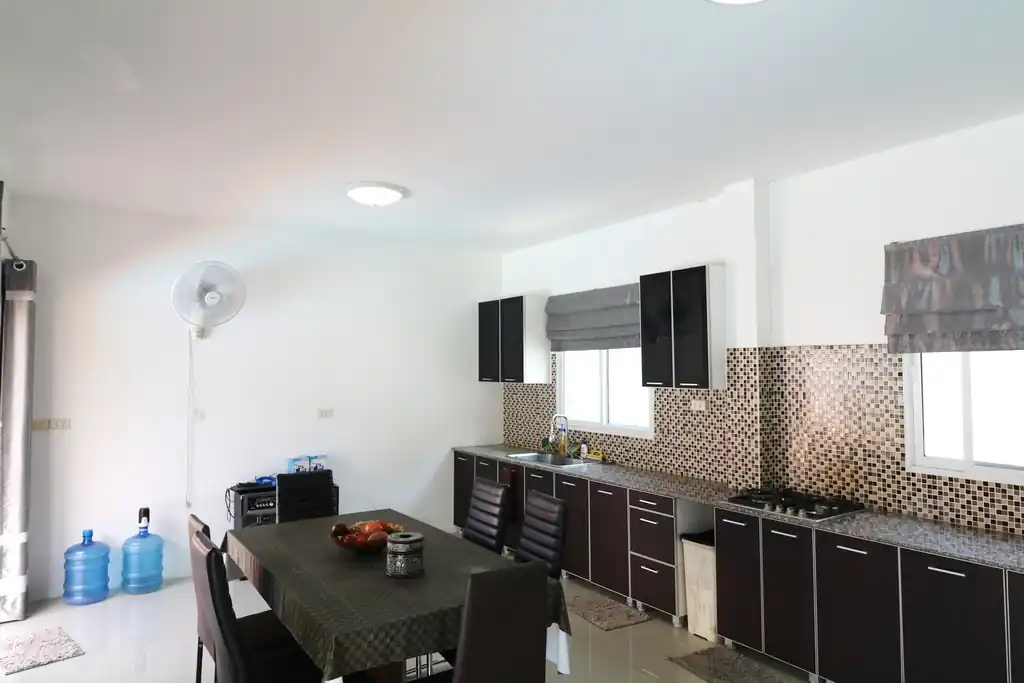 4 bedroom, 5 bathroom lakeview home for sale with furnishings, Ban Tat, Udon Thani, photo 51