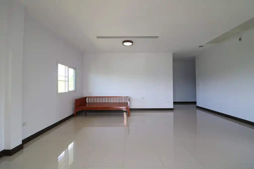 Two homes with 5 bedrooms and 4 bathrooms for sale on 1 rai 90 talang wah, Kumphawapi, Udon Thani, photo 27