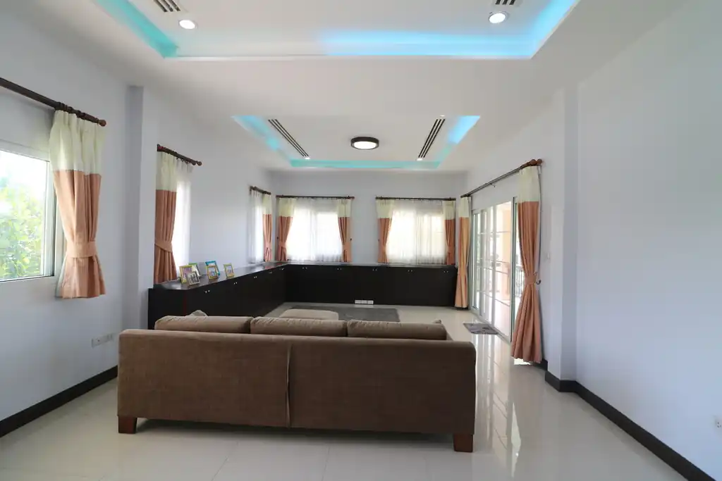 Two homes with 5 bedrooms and 4 bathrooms for sale on 1 rai 90 talang wah, Kumphawapi, Udon Thani, photo 30