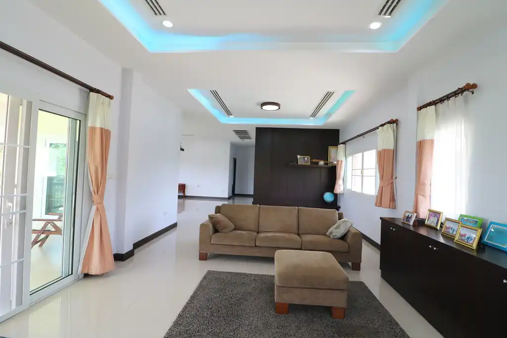 Two homes with 5 bedrooms and 4 bathrooms for sale on 1 rai 90 talang wah, Kumphawapi, Udon Thani, photo 31