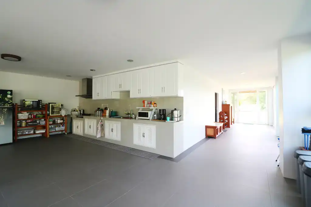 Two homes with 5 bedrooms and 4 bathrooms for sale on 1 rai 90 talang wah, Kumphawapi, Udon Thani, photo 9