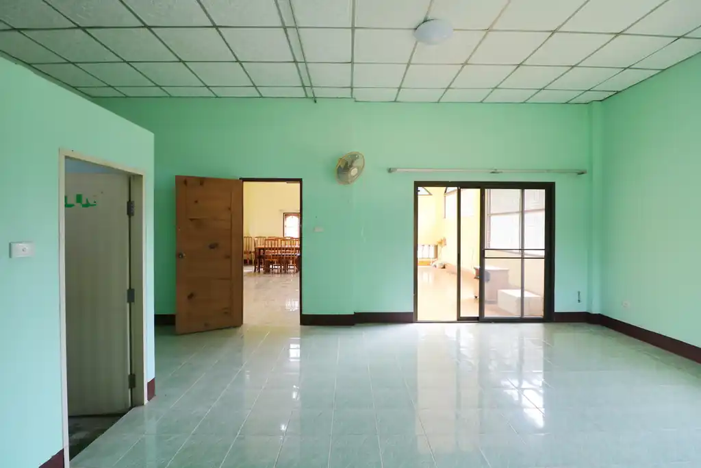 Two homes plus a shopfront on 2+ rai for sale in Lam Pao, Kalasin, photo 36