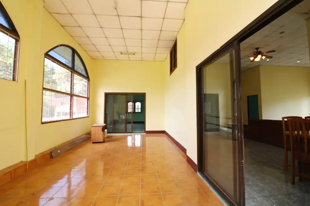 Two homes plus a shopfront on 2+ rai for sale in Lam Pao, Kalasin, photo 40