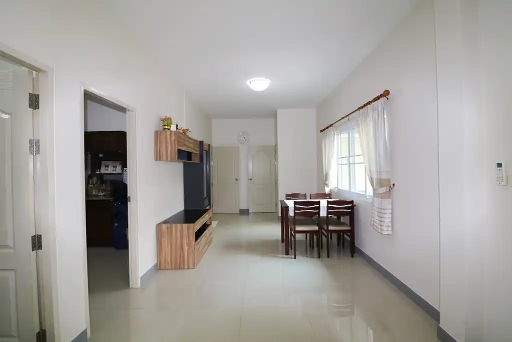 Two homes about 4 years old for sale in Hin Khon, Lam Plai Mat, Buriram, photo 9