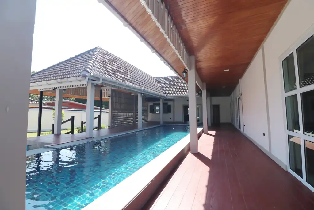 4 bedroom, 5 bathroom pool home on 1 rai for sale in Udon Thani, photo 18