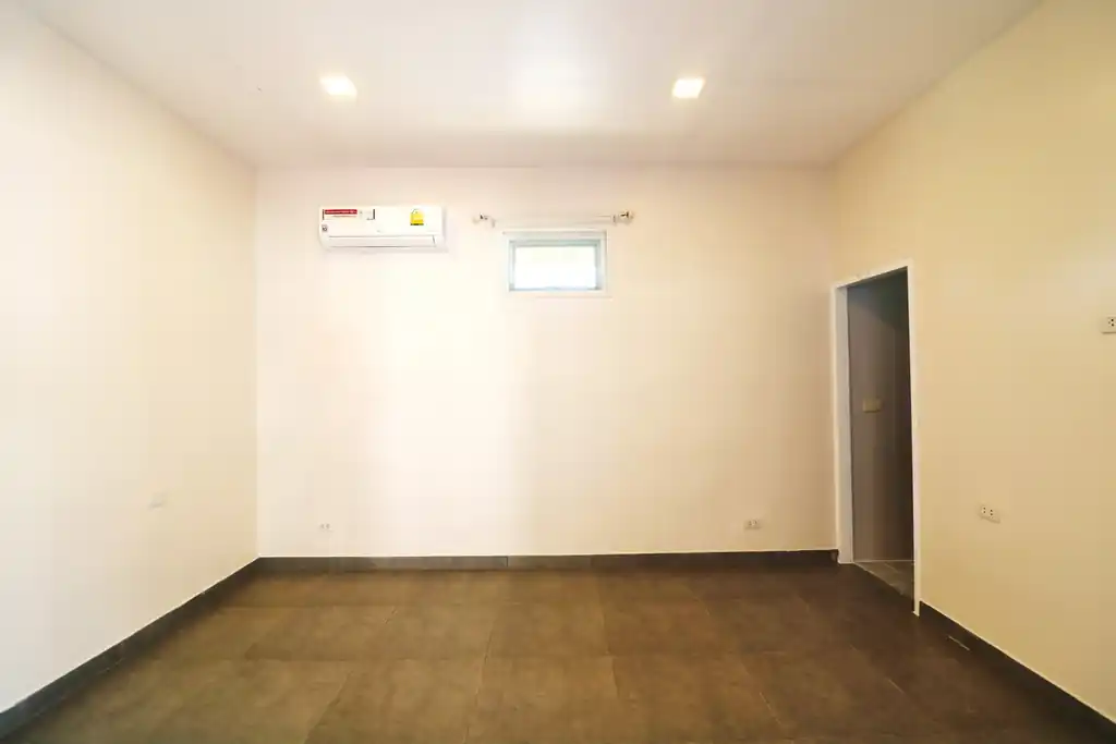 4 bedroom, 5 bathroom pool home on 1 rai for sale in Udon Thani, photo 25
