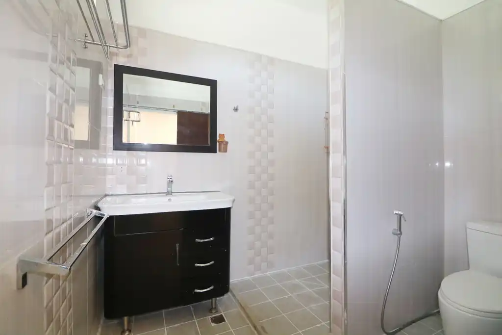 4 bedroom, 5 bathroom pool home on 1 rai for sale in Udon Thani, photo 28