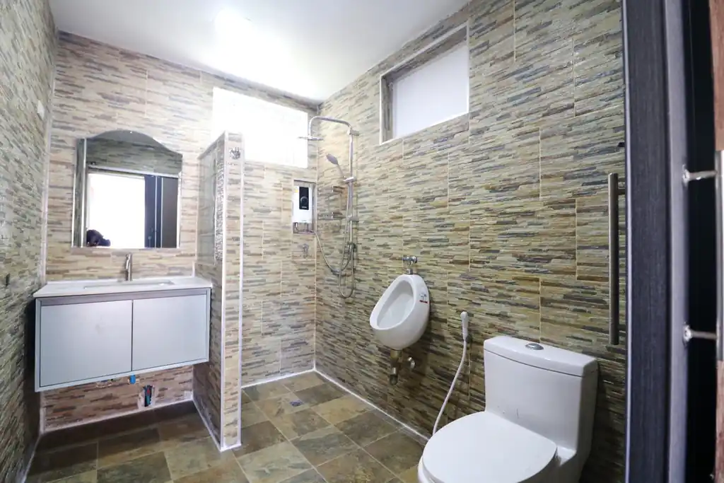 4 bedroom, 5 bathroom pool home on 1 rai for sale in Udon Thani, photo 35