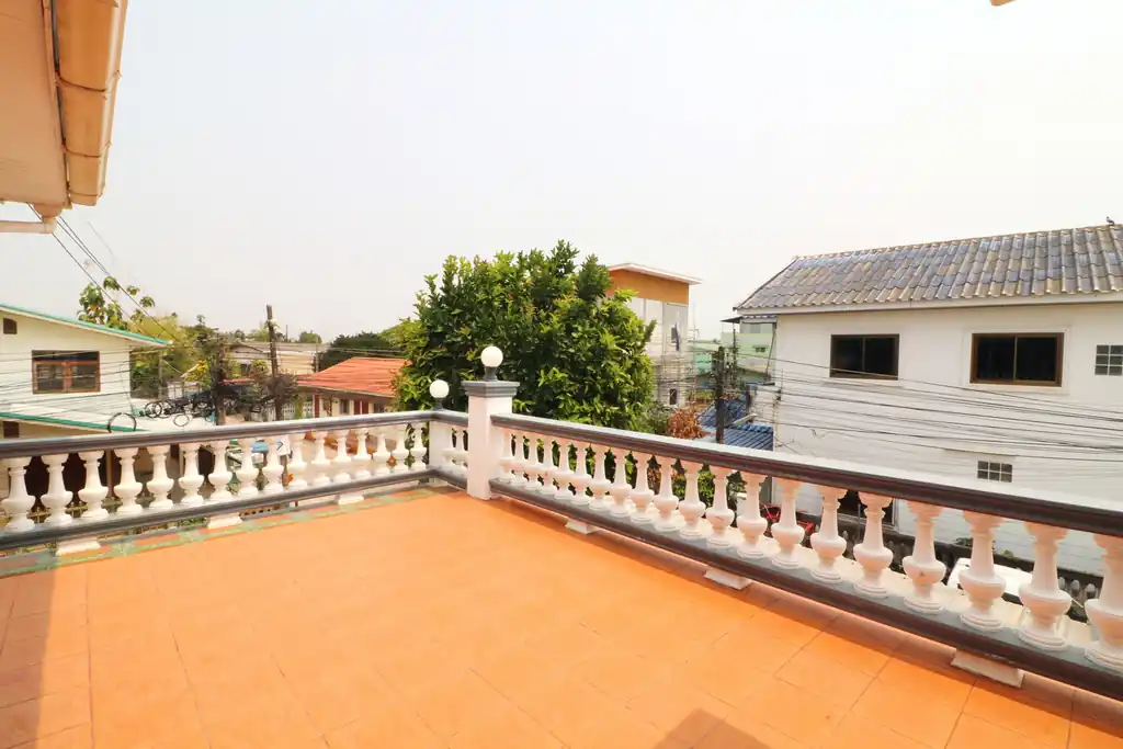 Spacious 4 bed, 4 bath corner house for sale in Mak Khaeng, Udon Thani, photo 42