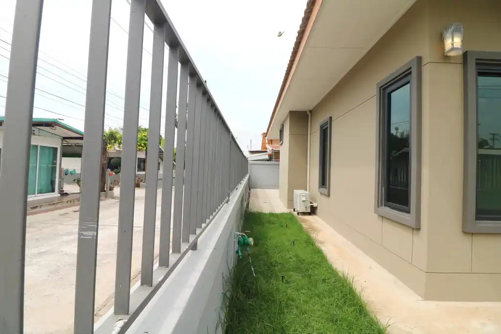 3 bed, 2 bath corner-block home for sale in Nong Bua Lam Phu city, photo 11
