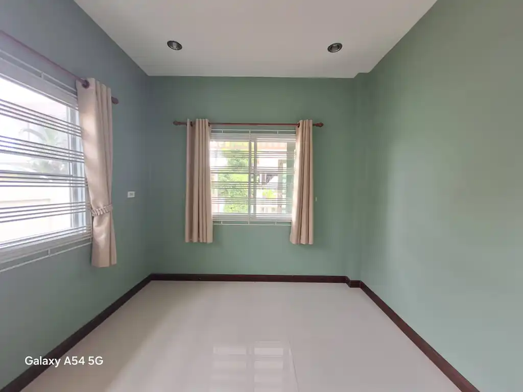 Modern, like-new spacious 3 bedroom, 2 bathroom home for sale in Udon Thani, photo 14