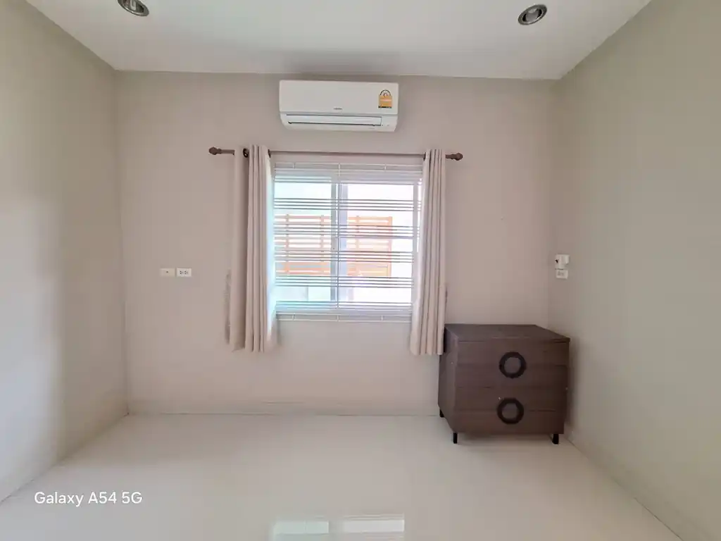 Modern, like-new spacious 3 bedroom, 2 bathroom home for sale in Udon Thani, photo 17