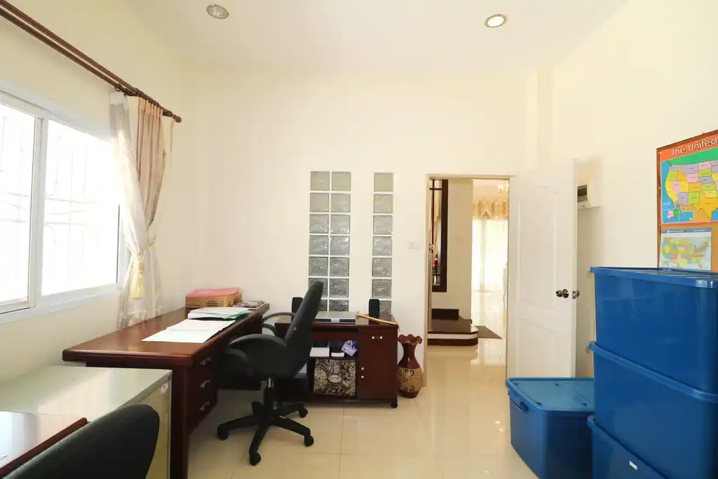 4 bedroom, 3 bathroom, 2 study home for sale in a prime Khon Kaen city area, photo 19