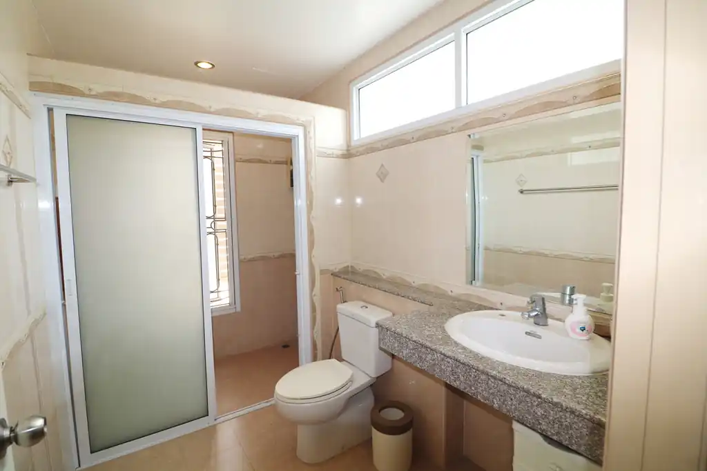 4 bedroom, 3 bathroom, 2 study home for sale in a prime Khon Kaen city area, photo 34
