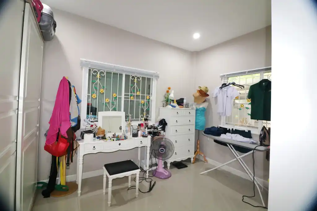 4 bed, 3 bath pool home for sale in Phapirom Park Villa, Khon Kaen, photo 27