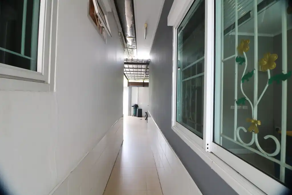 4 bed, 3 bath pool home for sale in Phapirom Park Villa, Khon Kaen, photo 33