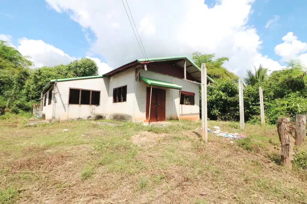 Renovator's 2 bedroom house for sale in Pa Kho, Kut Chap, Udon Thani, photo 4