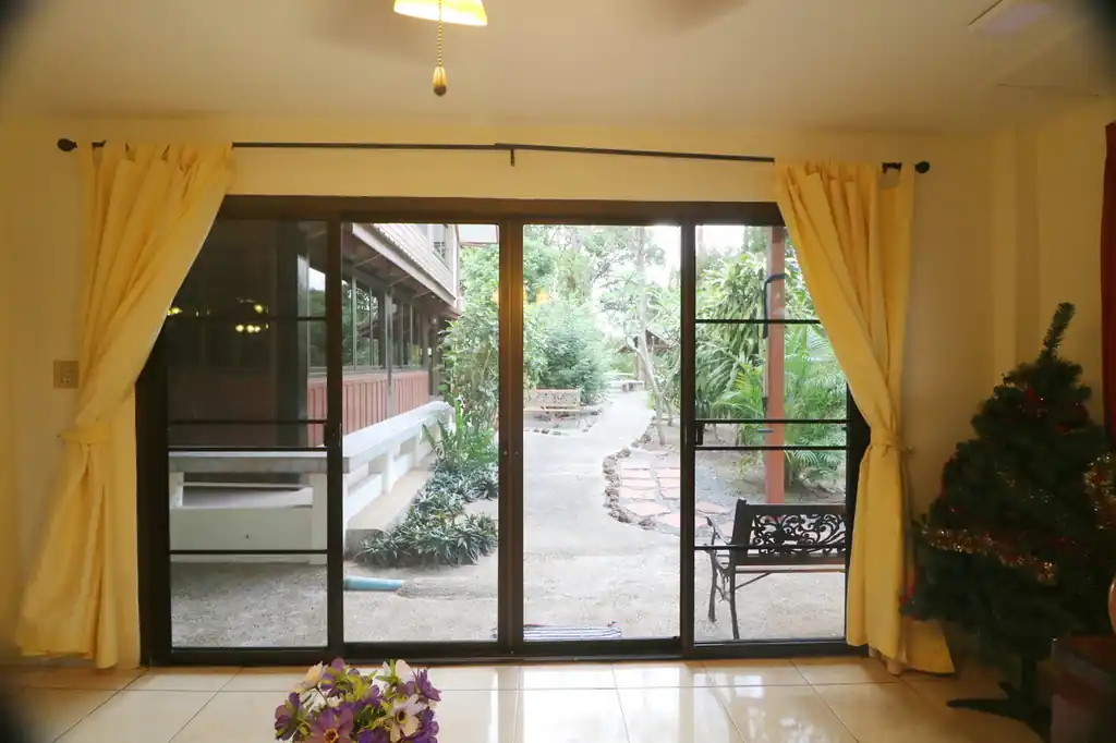 Rare Thai teak character two-story home for sale on 3,932 sq m, Nong Na Kham, Udon Thani, photo 17