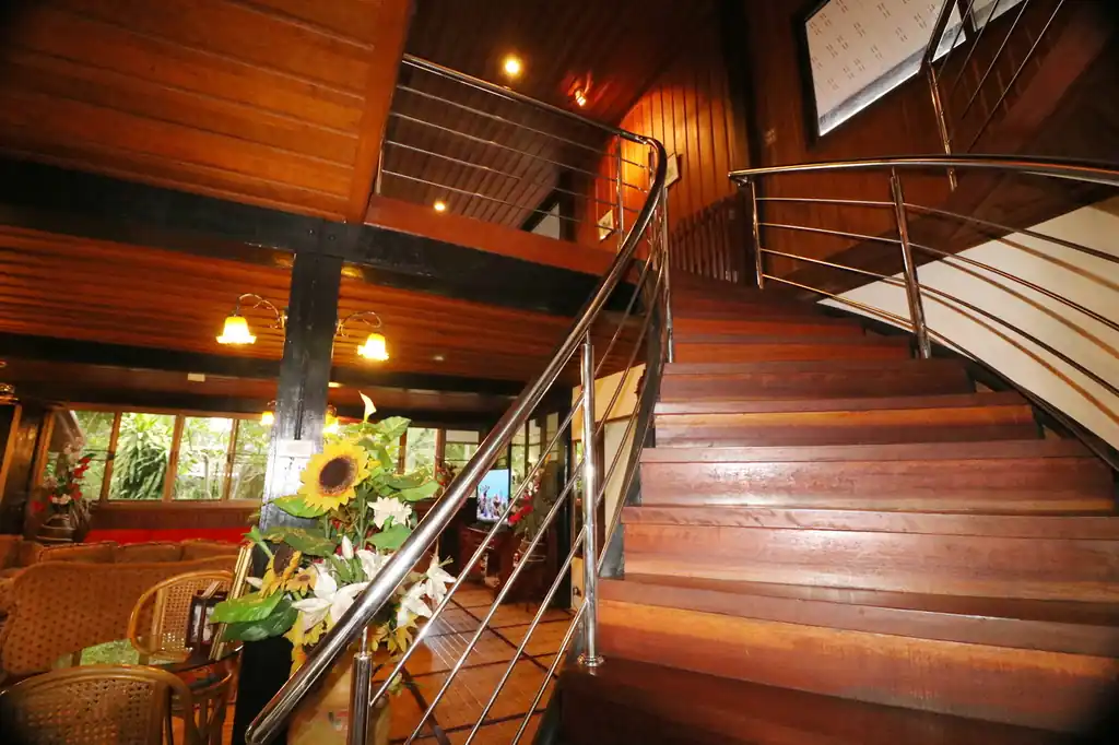 Rare Thai teak character two-story home for sale on 3,932 sq m, Nong Na Kham, Udon Thani, photo 21