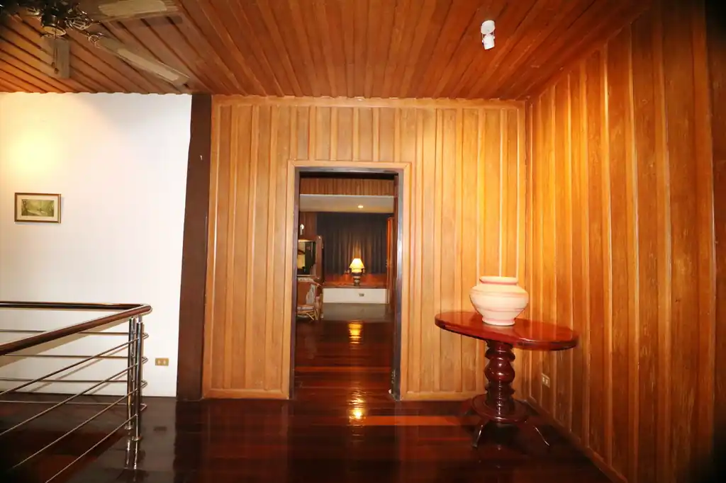 Rare Thai teak character two-story home for sale on 3,932 sq m, Nong Na Kham, Udon Thani, photo 26