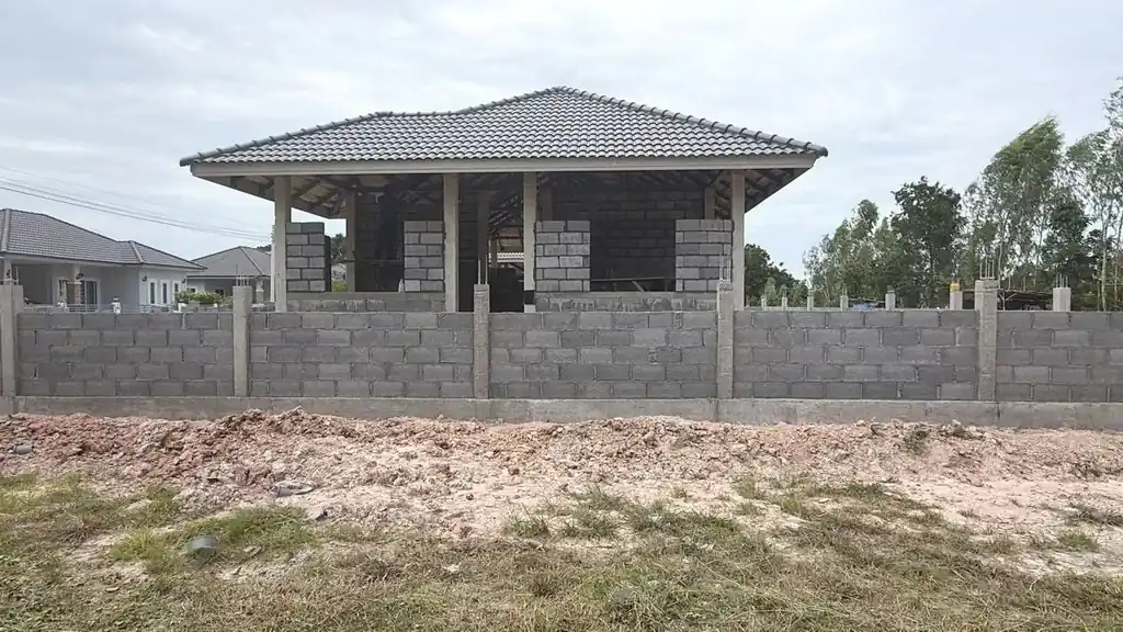 Two brand-new 3-bedroom homes under construction in Ban Lueam, Udon Thani, Thailand, photo 4