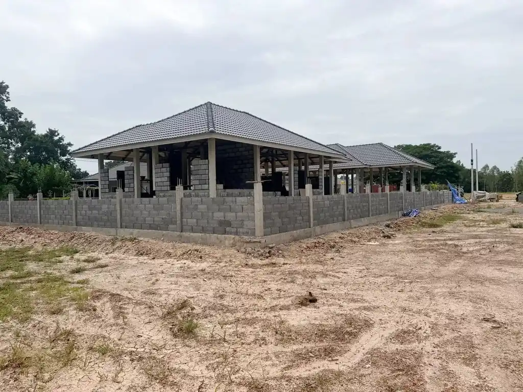 Two brand-new 3-bedroom homes under construction in Ban Lueam, Udon Thani, Thailand, photo 5