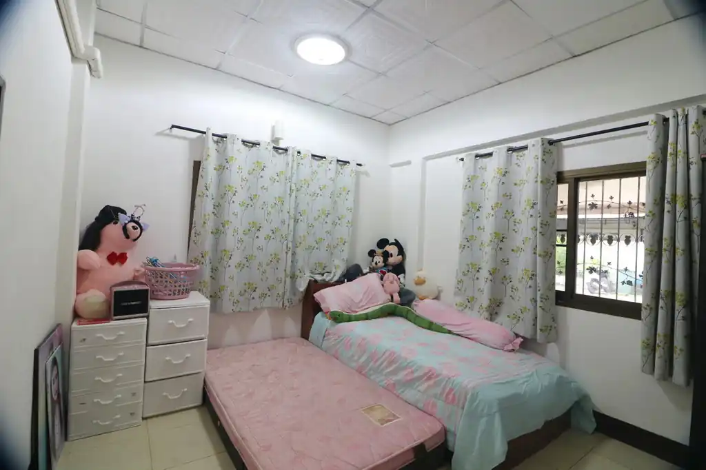 Two detached houses for sale in Chiang Phin, Udon Thani, Thailand, photo 11