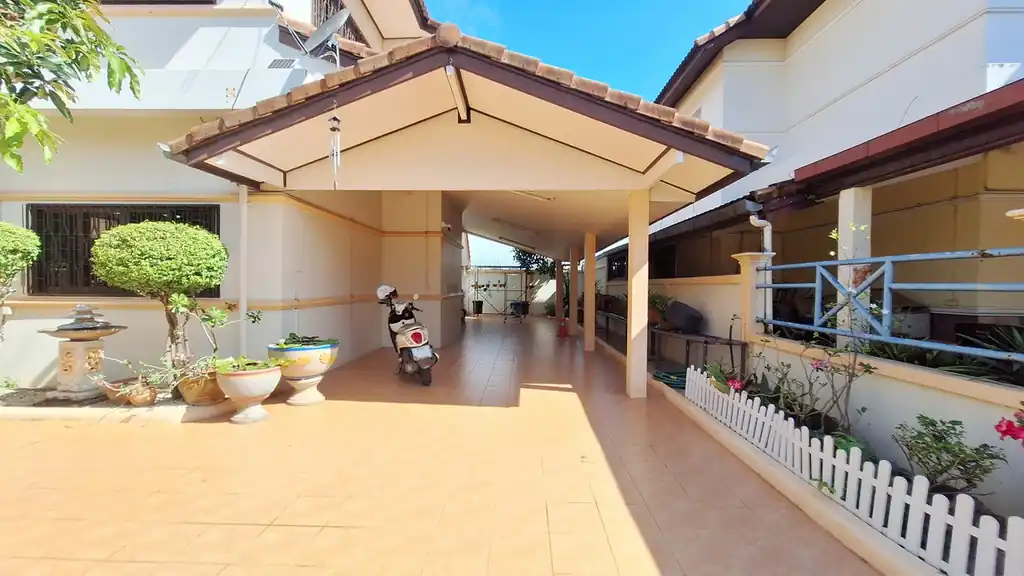 Move-in Ready 3 Brm, 3 Bth, 2 Level Majestic Home For Sale, Nong Khai City Center, Thailand, photo 3