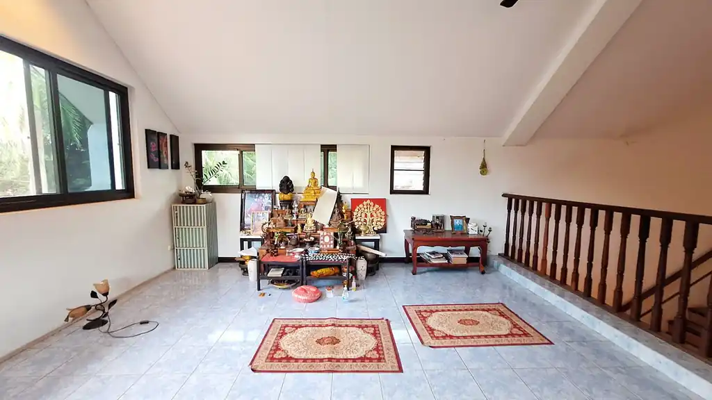 12-bedroom estate for sale near Red Lotus Lake, Udon Thani, Thailand, photo 28