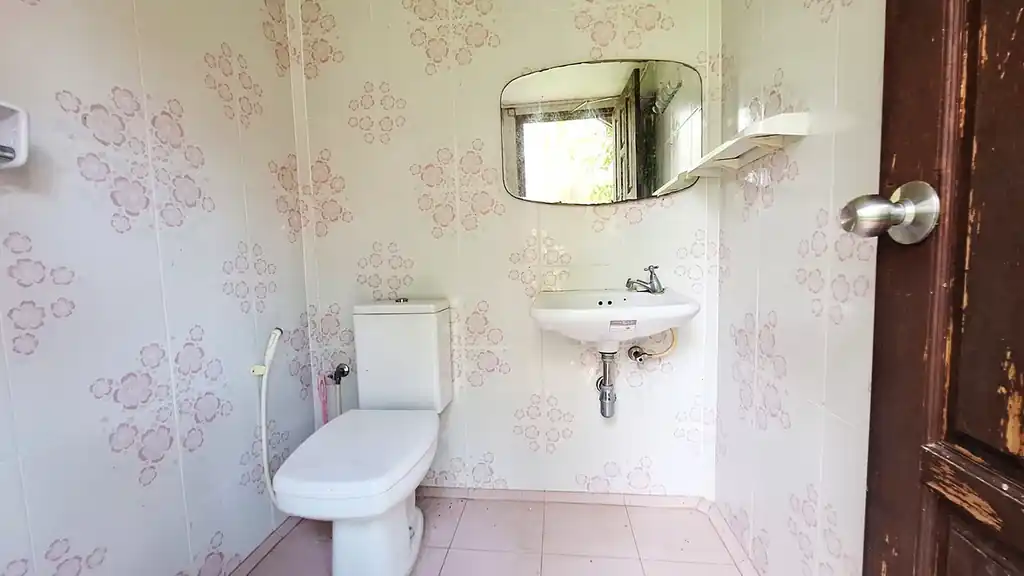 12-bedroom estate for sale near Red Lotus Lake, Udon Thani, Thailand, photo 46