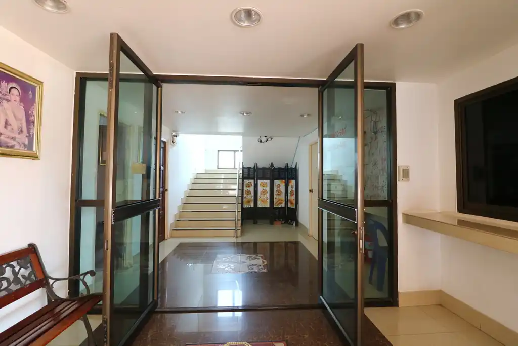 27-room apartment building for sale in Nong Kom Ko, Nong Khai, photo 7