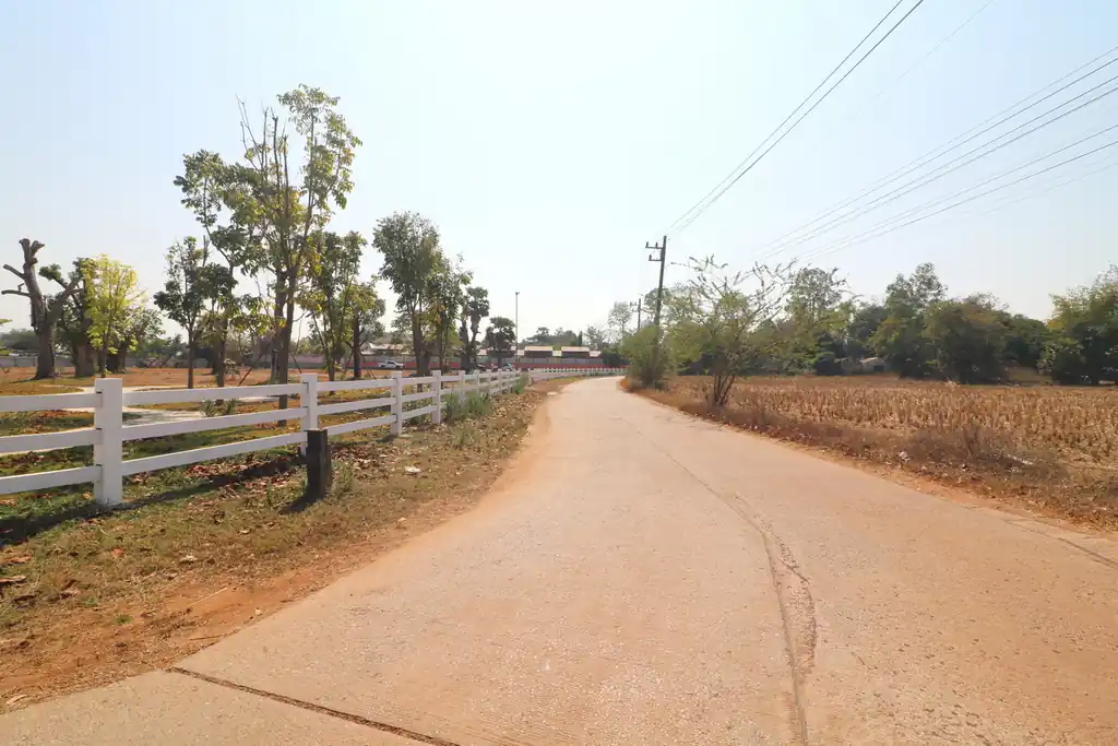 Prime 6+ rai resort or housing land for sale in Sam Phrao, Udon Thani – development opportunity, photo 8