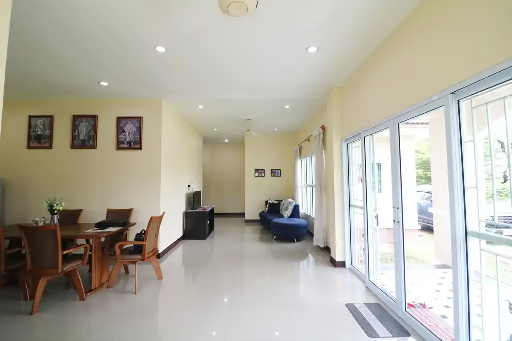 3+ rai of Mekong River frontage with a home and bungalows for sale in Phon Phisai, Nong Khai, photo 10