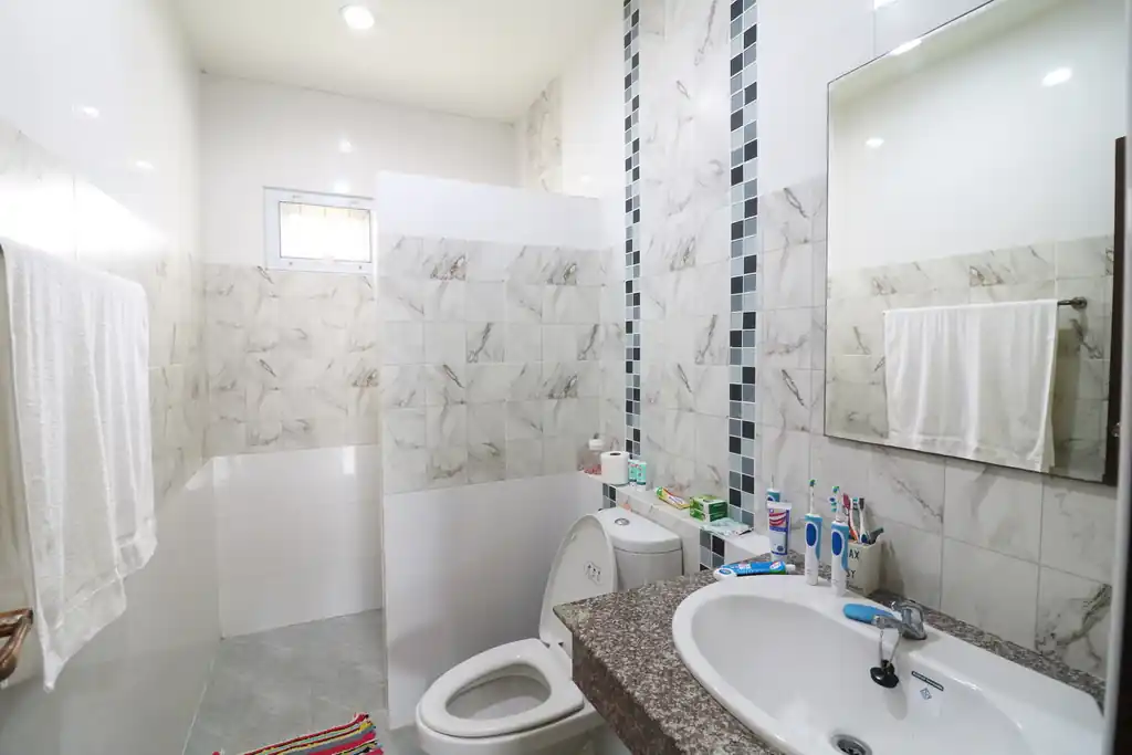 3+ rai of Mekong River frontage with a home and bungalows for sale in Phon Phisai, Nong Khai, photo 24