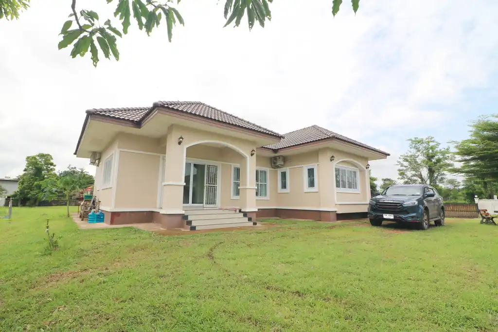 3+ rai of Mekong River frontage with a home and bungalows for sale in Phon Phisai, Nong Khai, photo 5