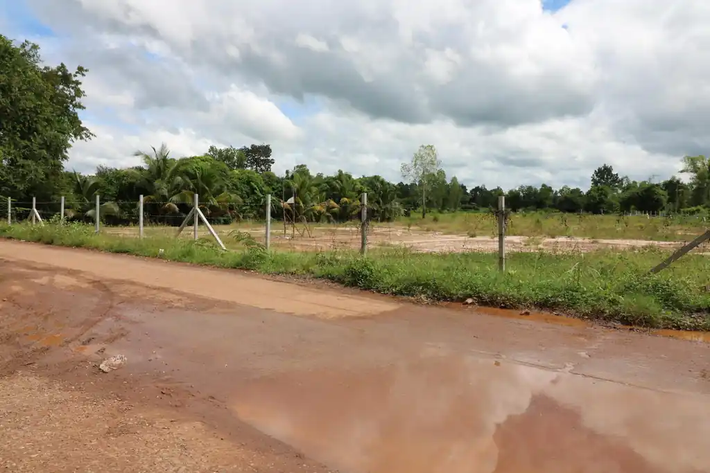 9 rai, 2 ngan, 70 sq wah lakeside development land for sale in Sam Phrao, Udon Thani, photo 6