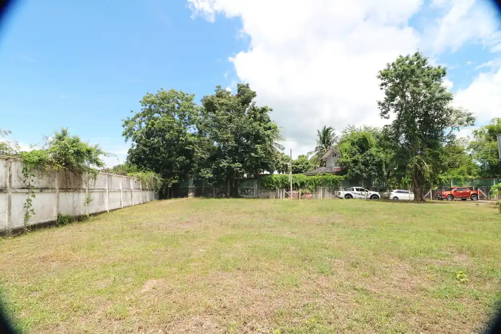 Spacious land and commercial building for sale in Udon Thani, Thailand, photo 20
