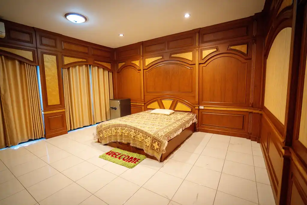 Superb Nong Khai Investment Opportunity — Warehouse, Land & Luxury Home, photo 35