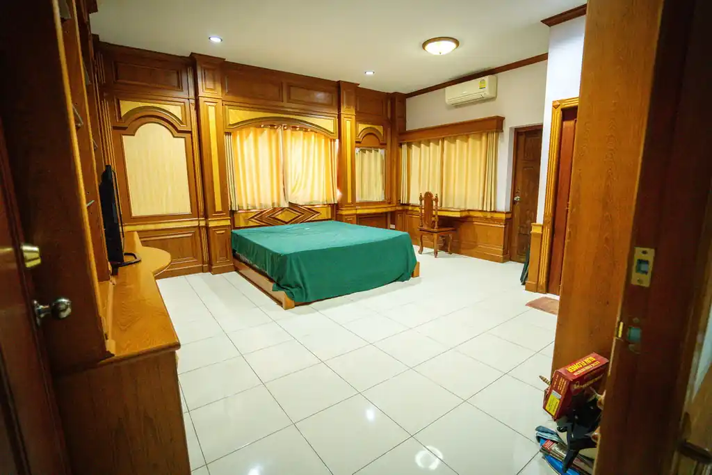 Superb Nong Khai Investment Opportunity — Warehouse, Land & Luxury Home, photo 37