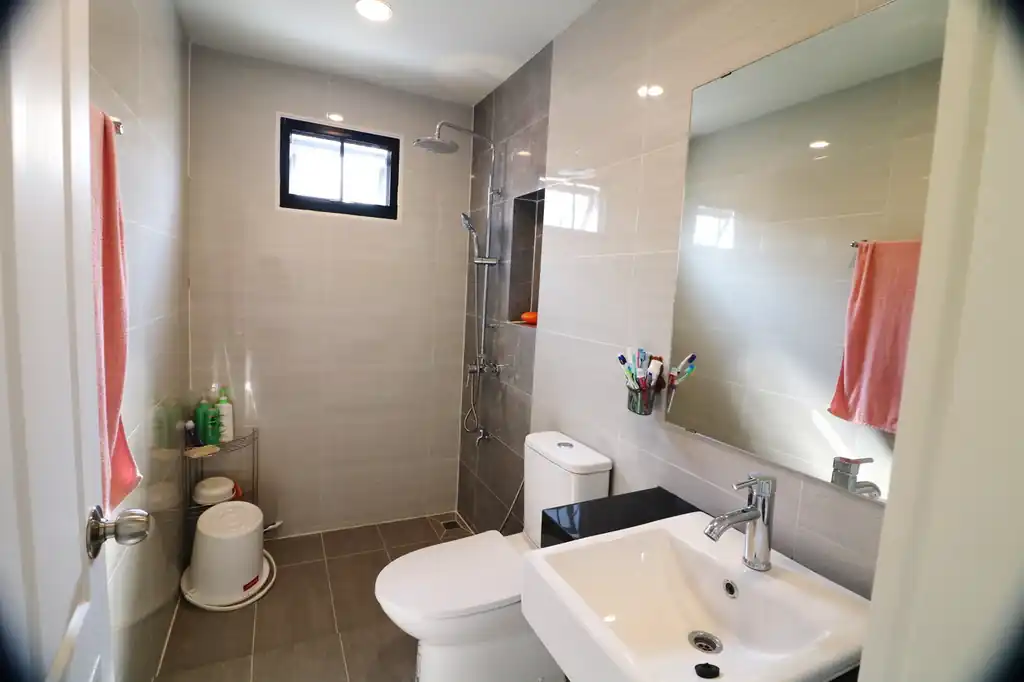 New 3–4 bedroom, 4 bathroom fully furnished corner home for rent near UD Town, Udon Thani, photo 26